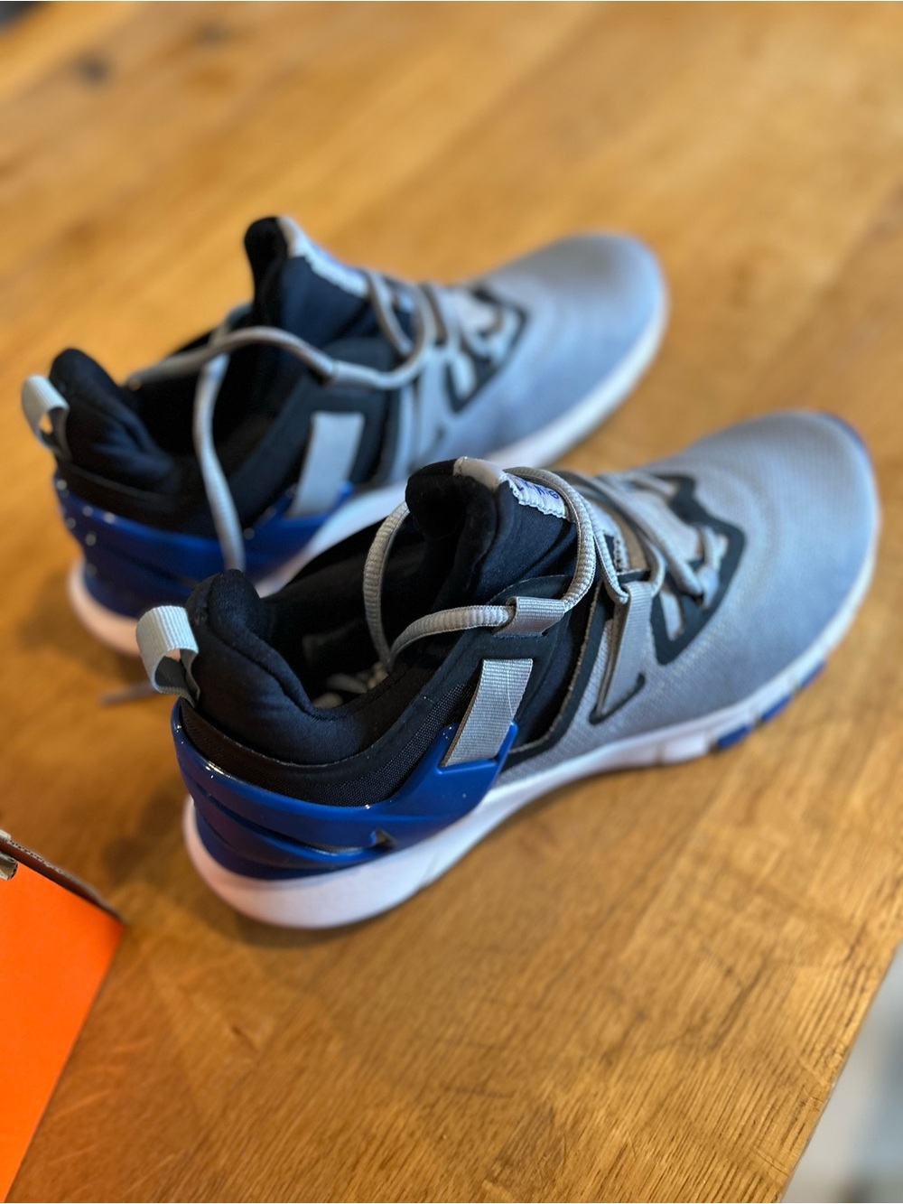 Brand new Nike shoes - Picture 4 of 5